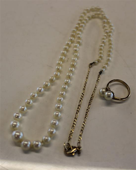 Single strand cultured pearl necklace with 18ct white gold diamond & opal doublet clasp